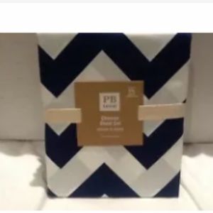 Pottery barn teen chevron full sheet set navy